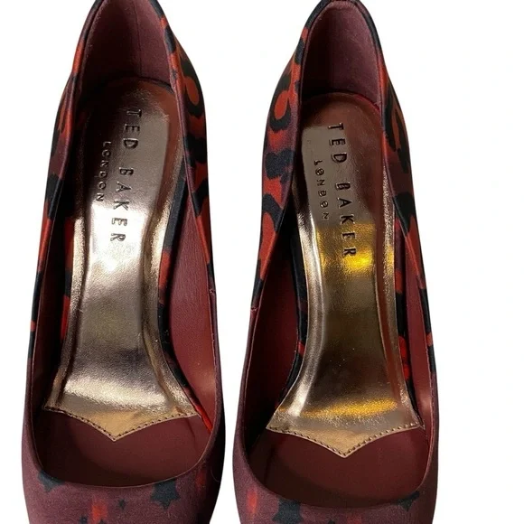 Ted Baker London Sz 36.5 Red Satin Iziie Stiletto 4” Heels Pump - Picture 3 of 10